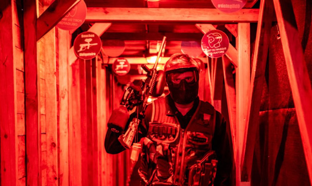 Maillot De Paintball Smart Parts Rouge/noir - Taille Small (jusqu'à 130 Lbs) - Neuf - Adulte